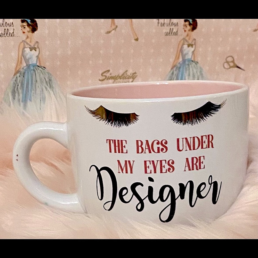 XL Coffee or soup mug- pink inside gold eyelashes!